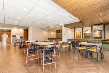fairfield inn and suites by marriott dallas arlington south