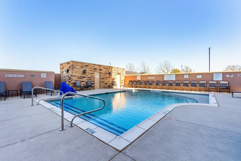 fairfield inn and suites by marriott dallas arlington south
