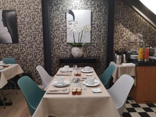 villa eiffel mademoiselle