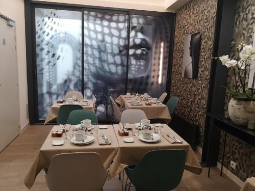 villa eiffel mademoiselle