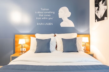 villa eiffel mademoiselle