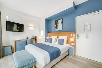 villa eiffel mademoiselle