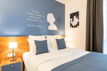 villa eiffel mademoiselle