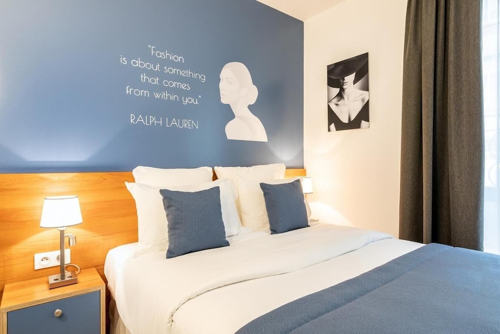 villa eiffel mademoiselle