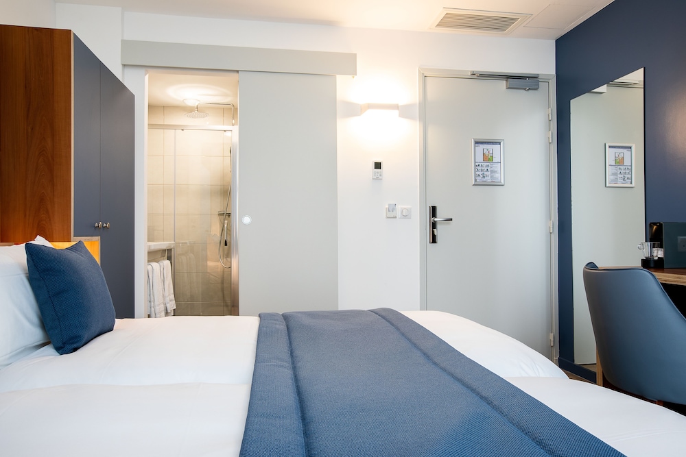 villa eiffel mademoiselle