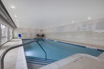 Holiday Inn Express And Suites Brighton, An Ihg Hotel,Brighton>>Ann Arbor,2.5 star