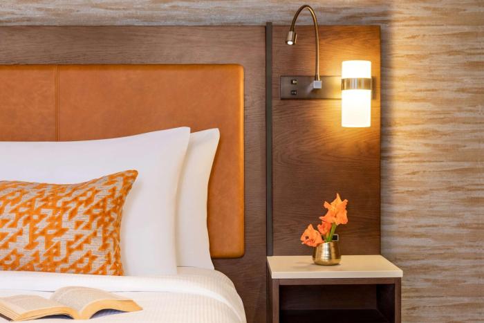 hoodoo moab curio collection by hilton