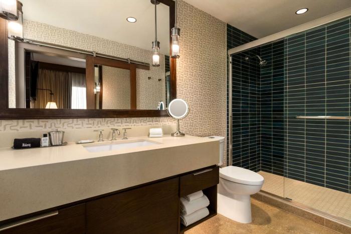 hoodoo moab curio collection by hilton