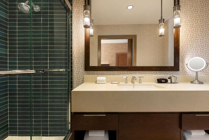 hoodoo moab curio collection by hilton