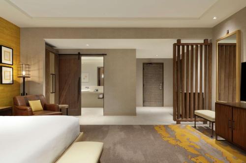 hoodoo moab curio collection by hilton