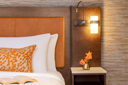 hoodoo moab curio collection by hilton