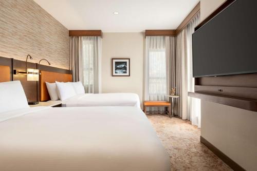 hoodoo moab curio collection by hilton