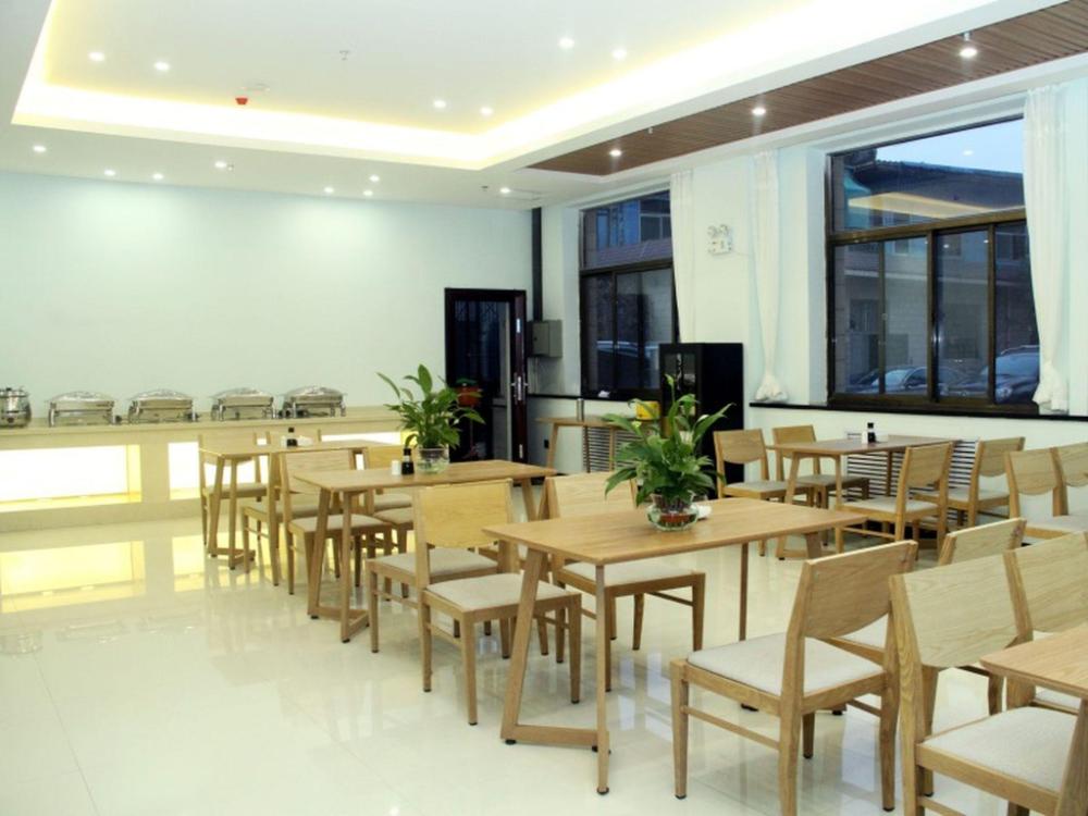 greentree inn lvliang xiaoyi city fuqian street ho