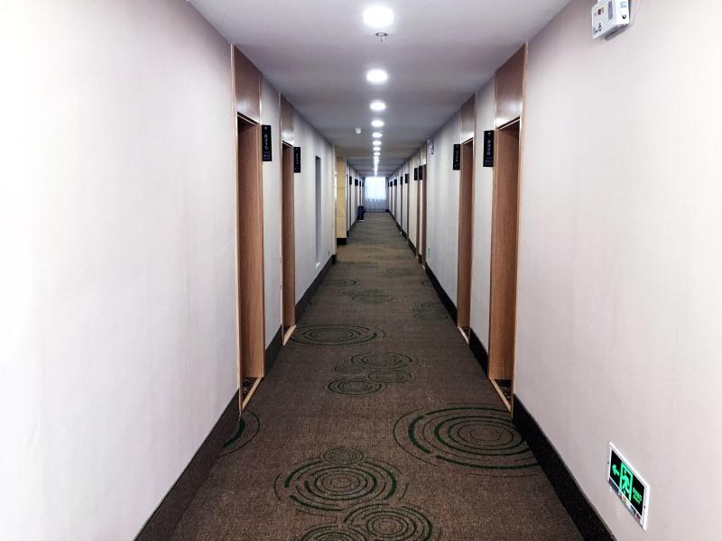 greentree inn lvliang xiaoyi city fuqian street ho