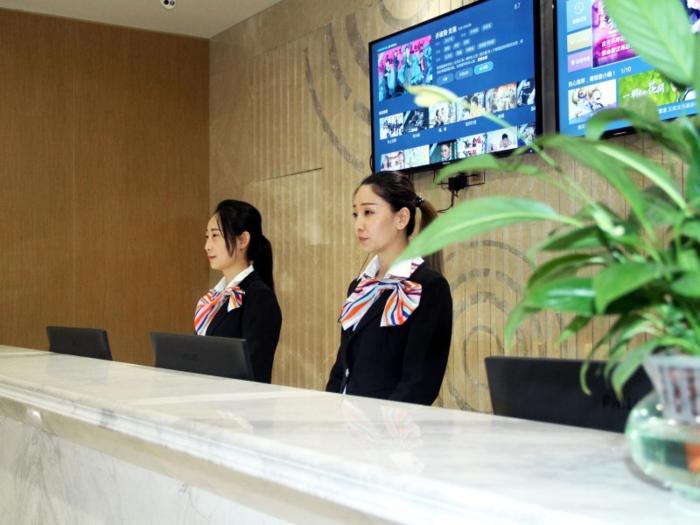 greentree inn lvliang xiaoyi city fuqian street ho