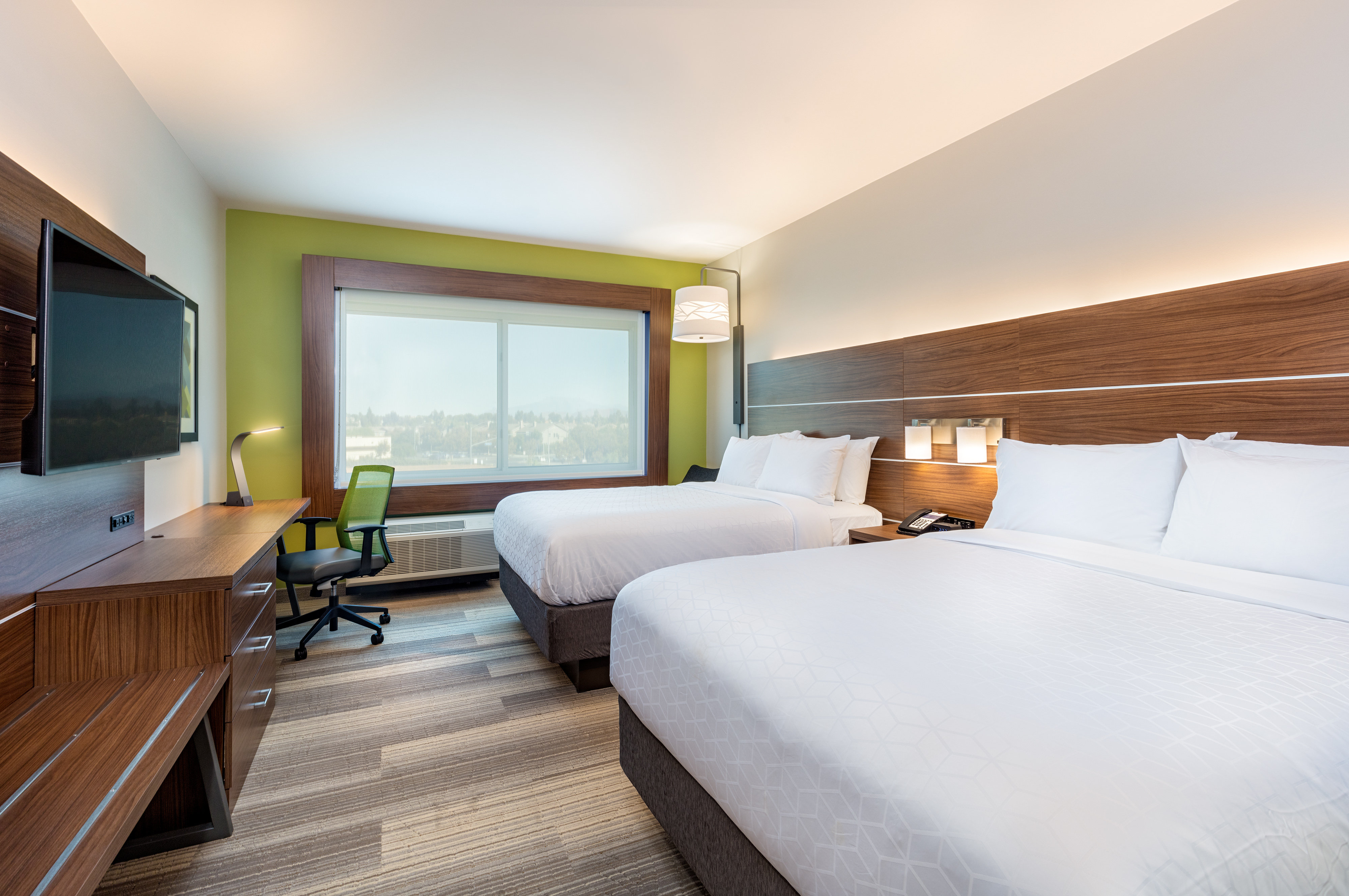 holiday inn express and suites moreno valley riversi