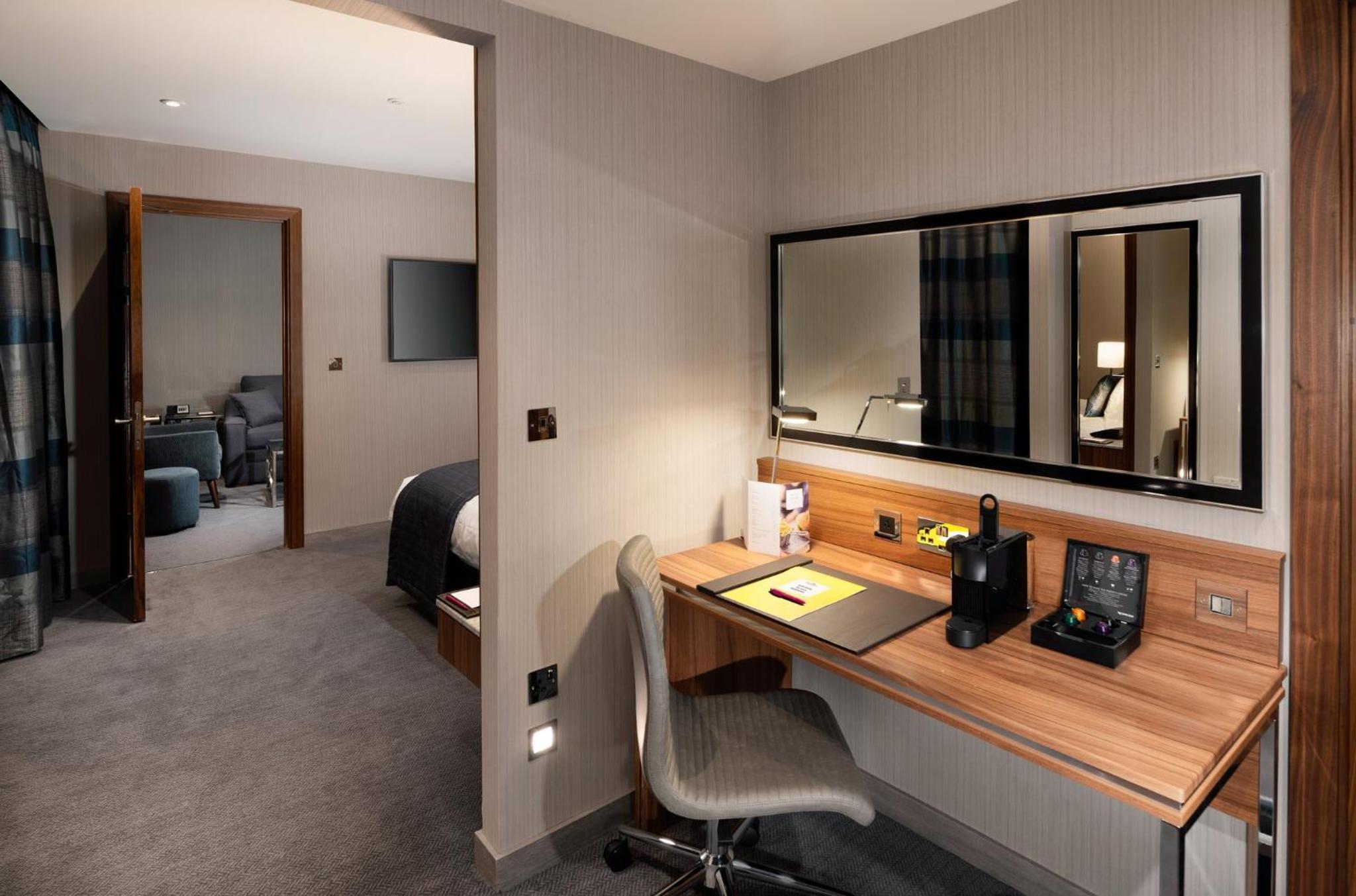 crowne plaza london heathrow t4 an ihg hotel