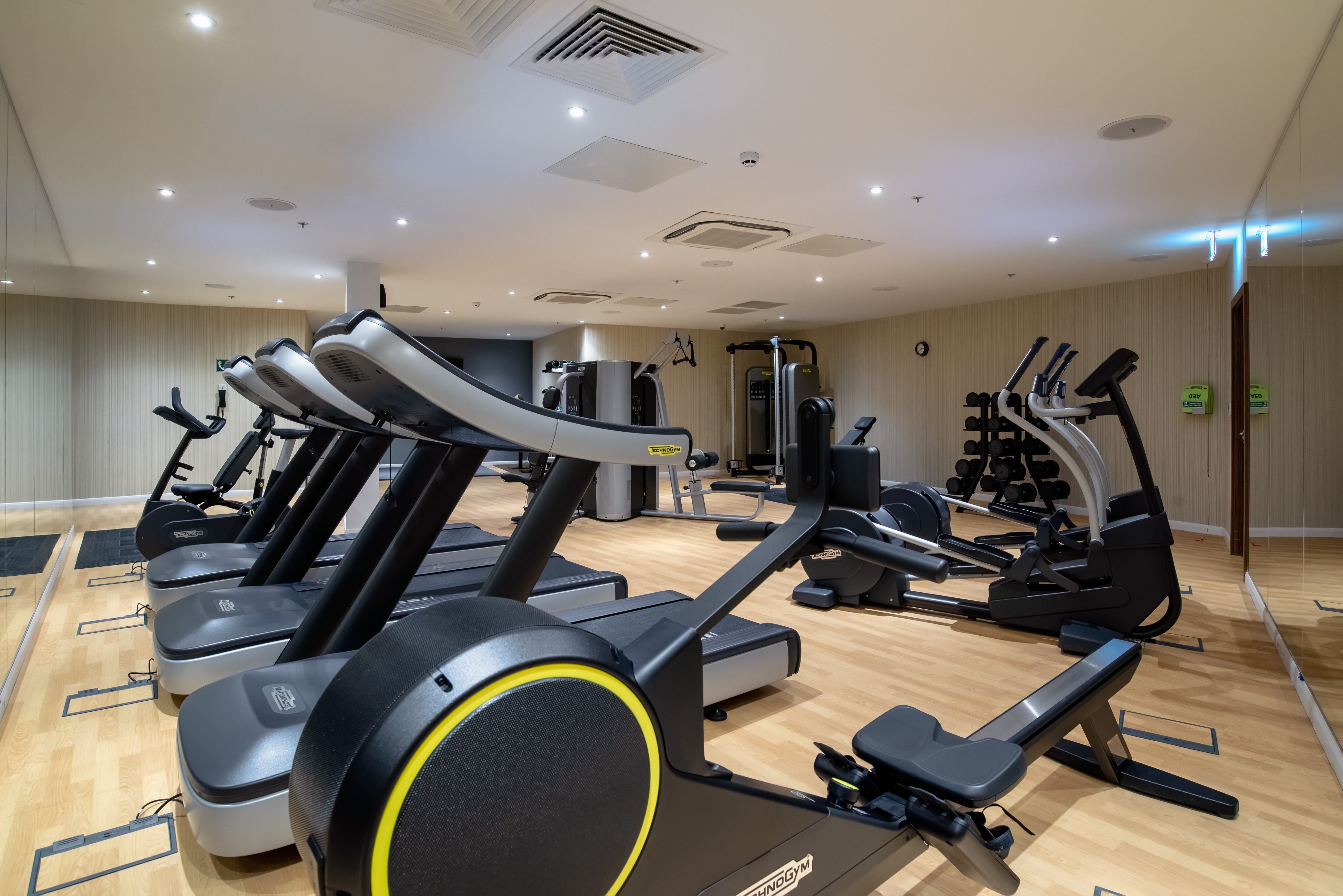 crowne plaza london heathrow t4 an ihg hotel