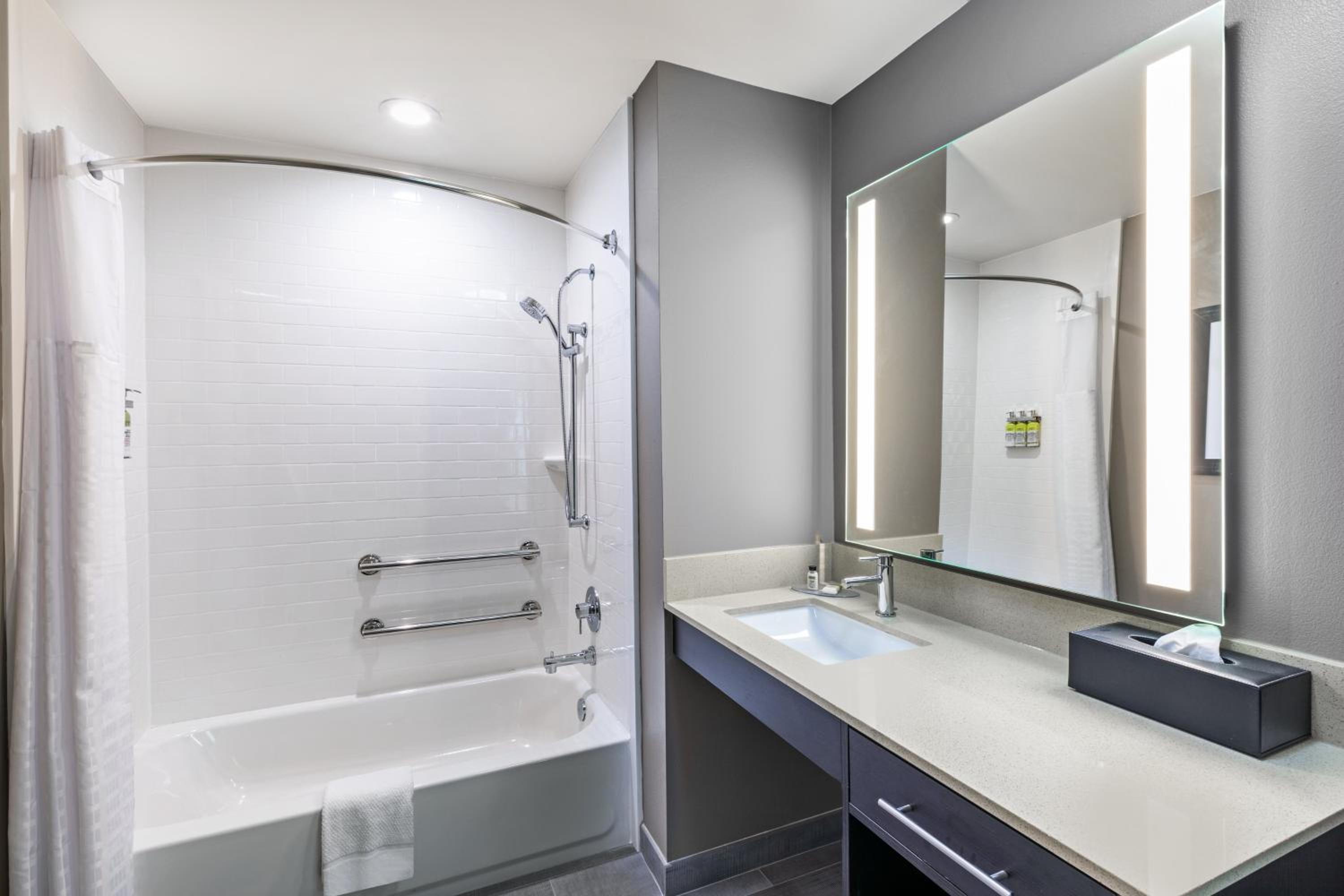 staybridge suites iah airport east an ihg hotel