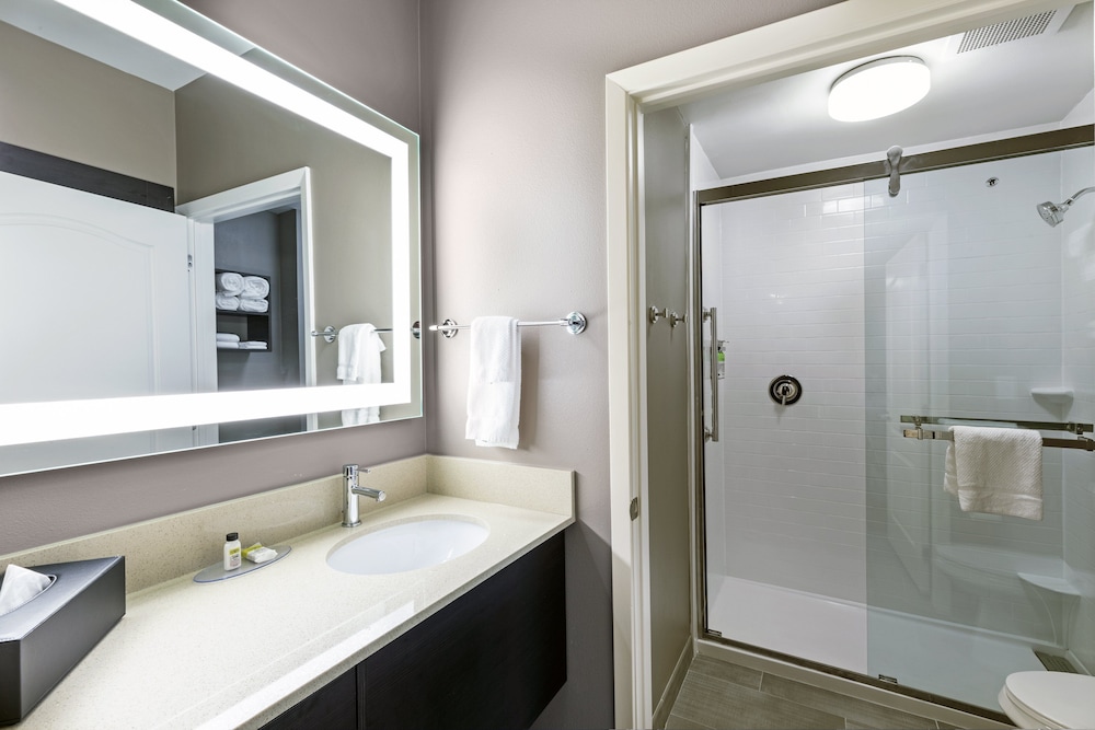staybridge suites iah airport east an ihg hotel