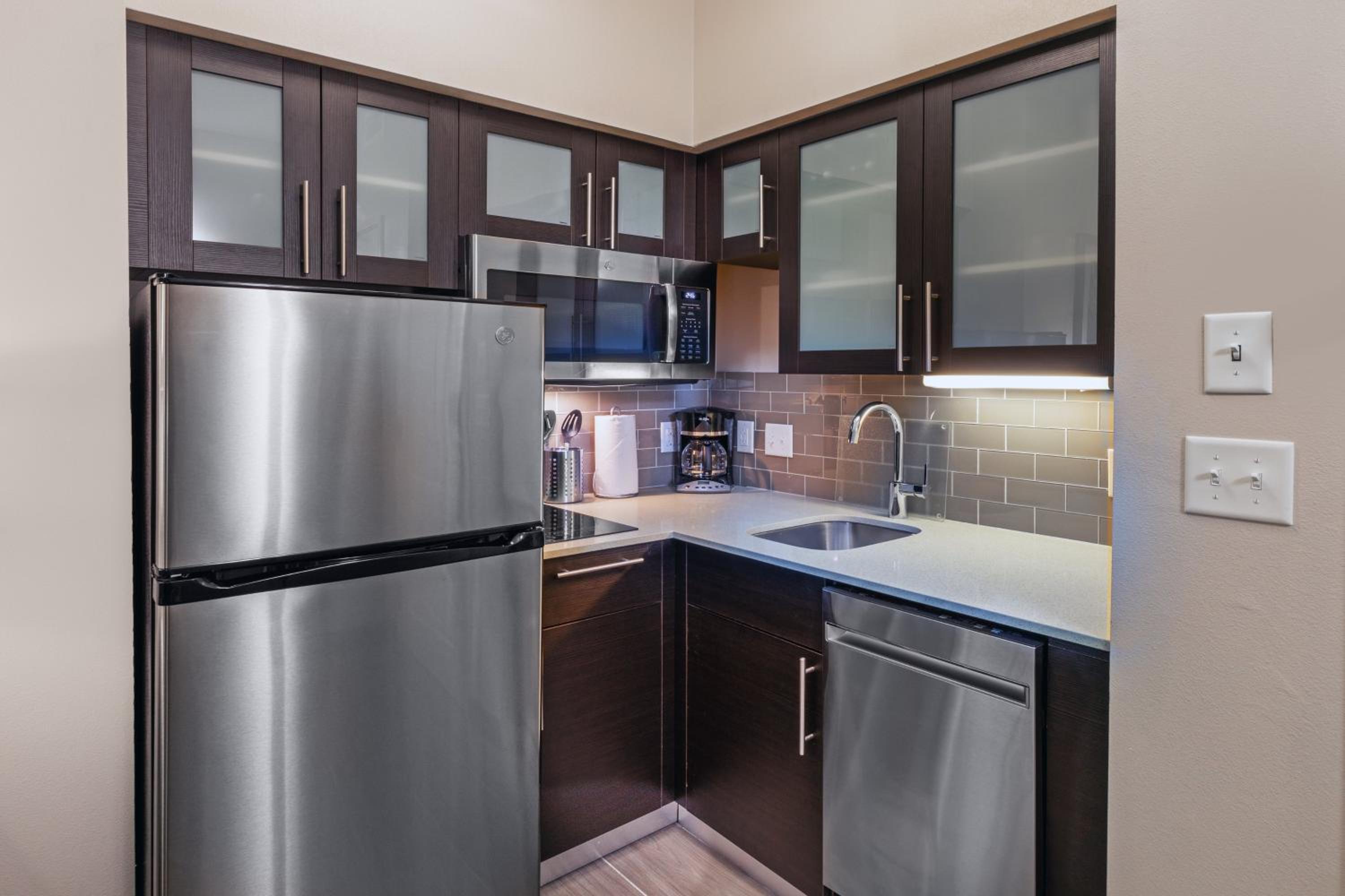 staybridge suites iah airport east an ihg hotel