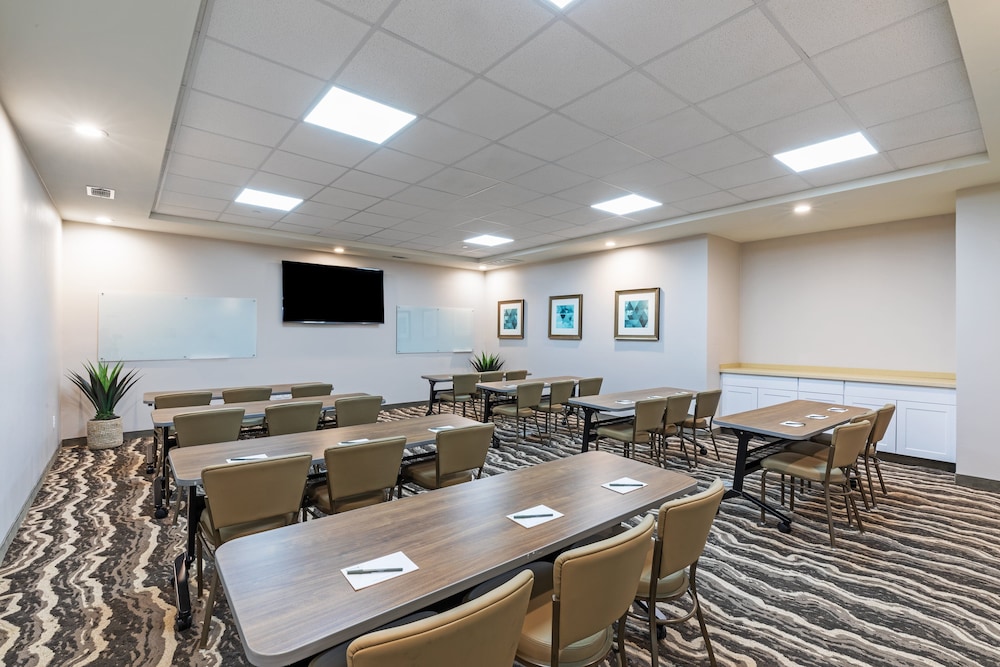 staybridge suites iah airport east an ihg hotel