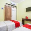 reddoorz near petra university 2