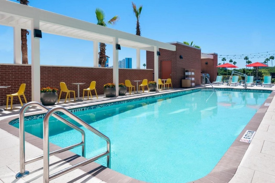 home2 suites by hilton orlando near universal