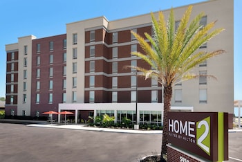home2 suites by hilton orlando near universal