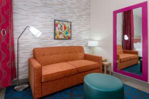 home2 suites by hilton orlando near universal