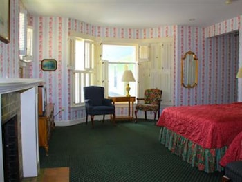 inn on mackinac