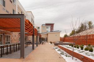 courtyard by marriott st louis west county