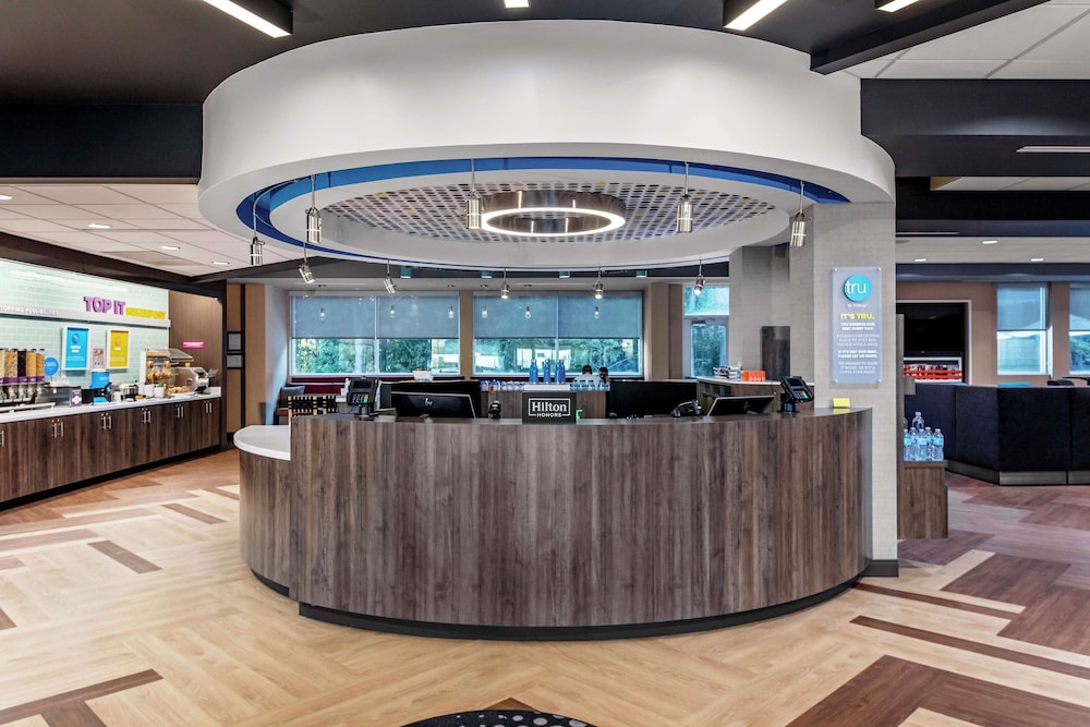 tru by hilton crossett