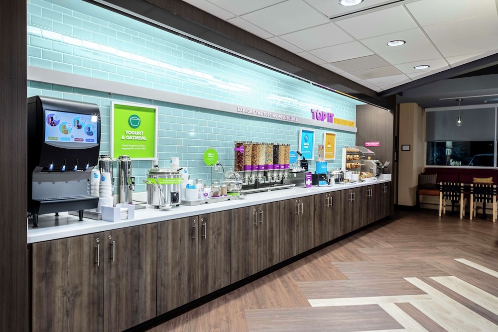 tru by hilton crossett