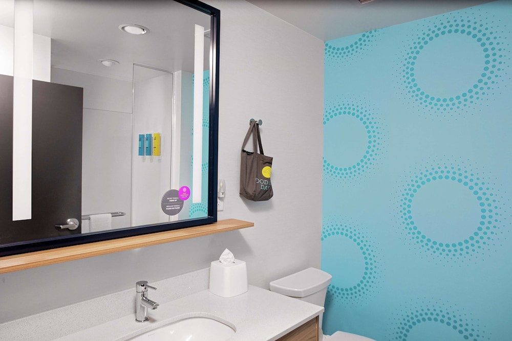 tru by hilton crossett