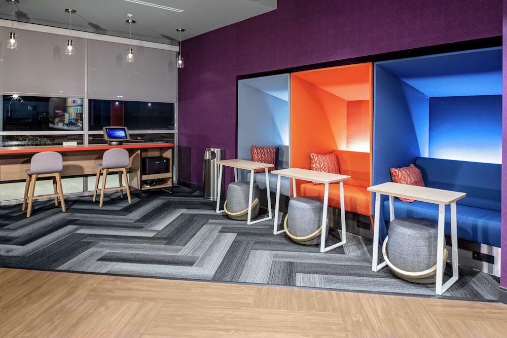 tru by hilton crossett