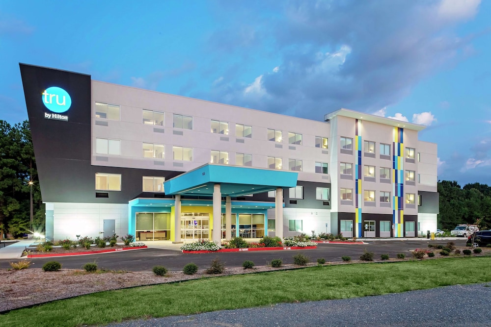 tru by hilton crossett