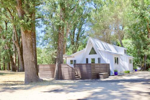 mandala springs wellness retreat center