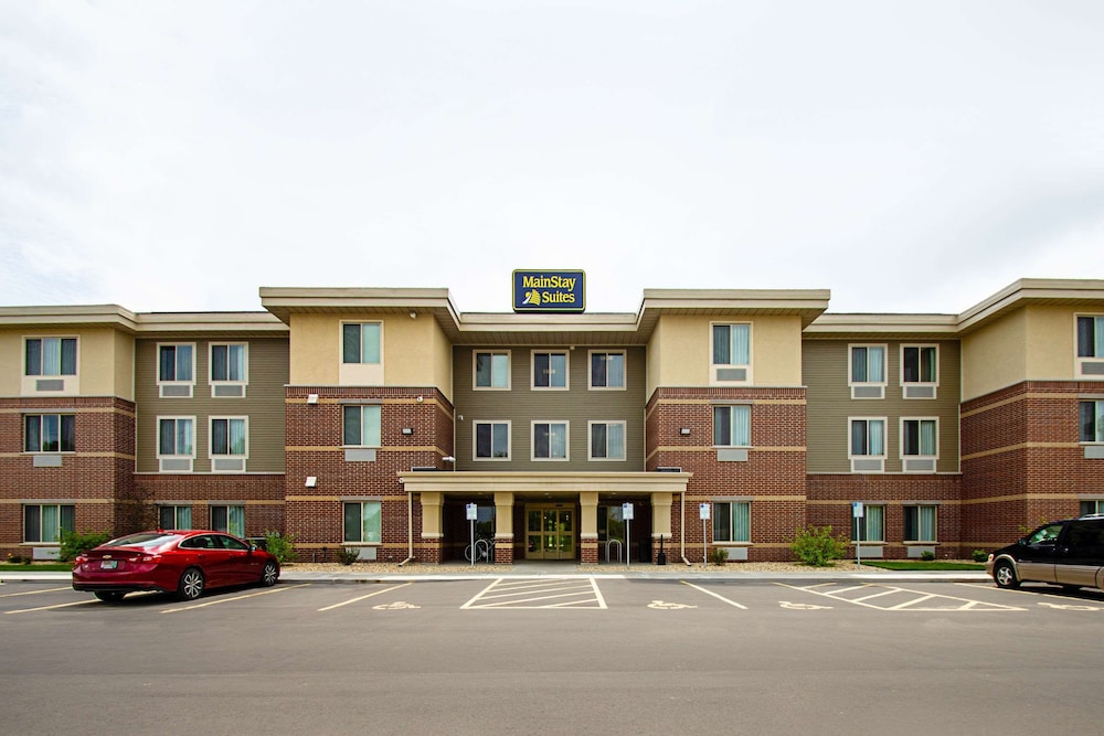 mainstay suites madison monona