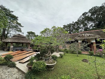 Nam Phong Hotel Ham Yen,,2 star