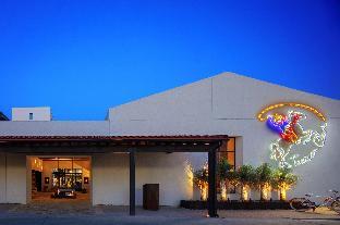 texican court by valencia hotel collection