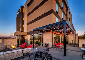 home2 suites by hilton reno