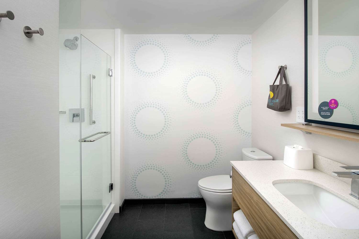 tru by hilton nashville downtown convention center