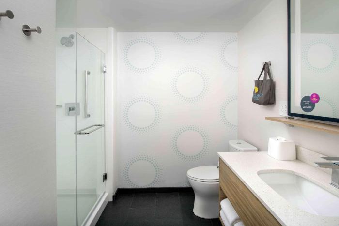 tru by hilton nashville downtown convention center