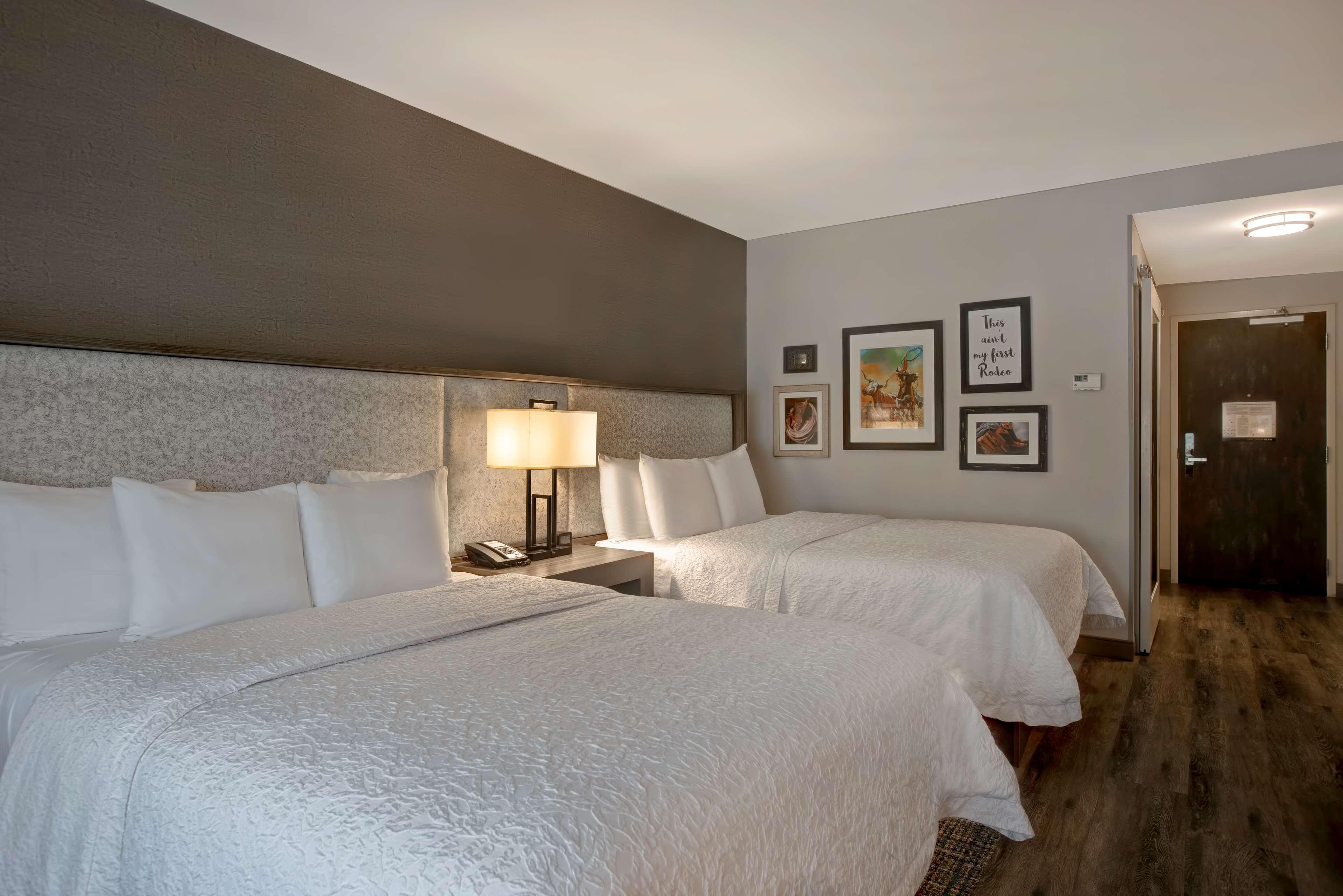 hampton inn and suites san antonio riverwalk