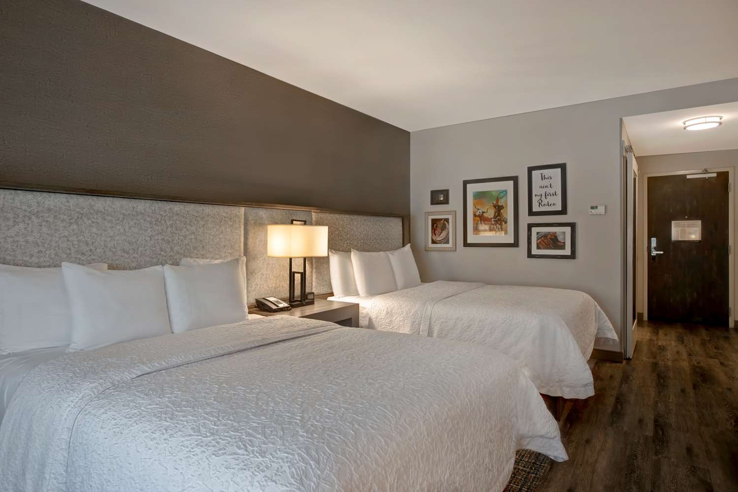 hampton inn and suites san antonio riverwalk