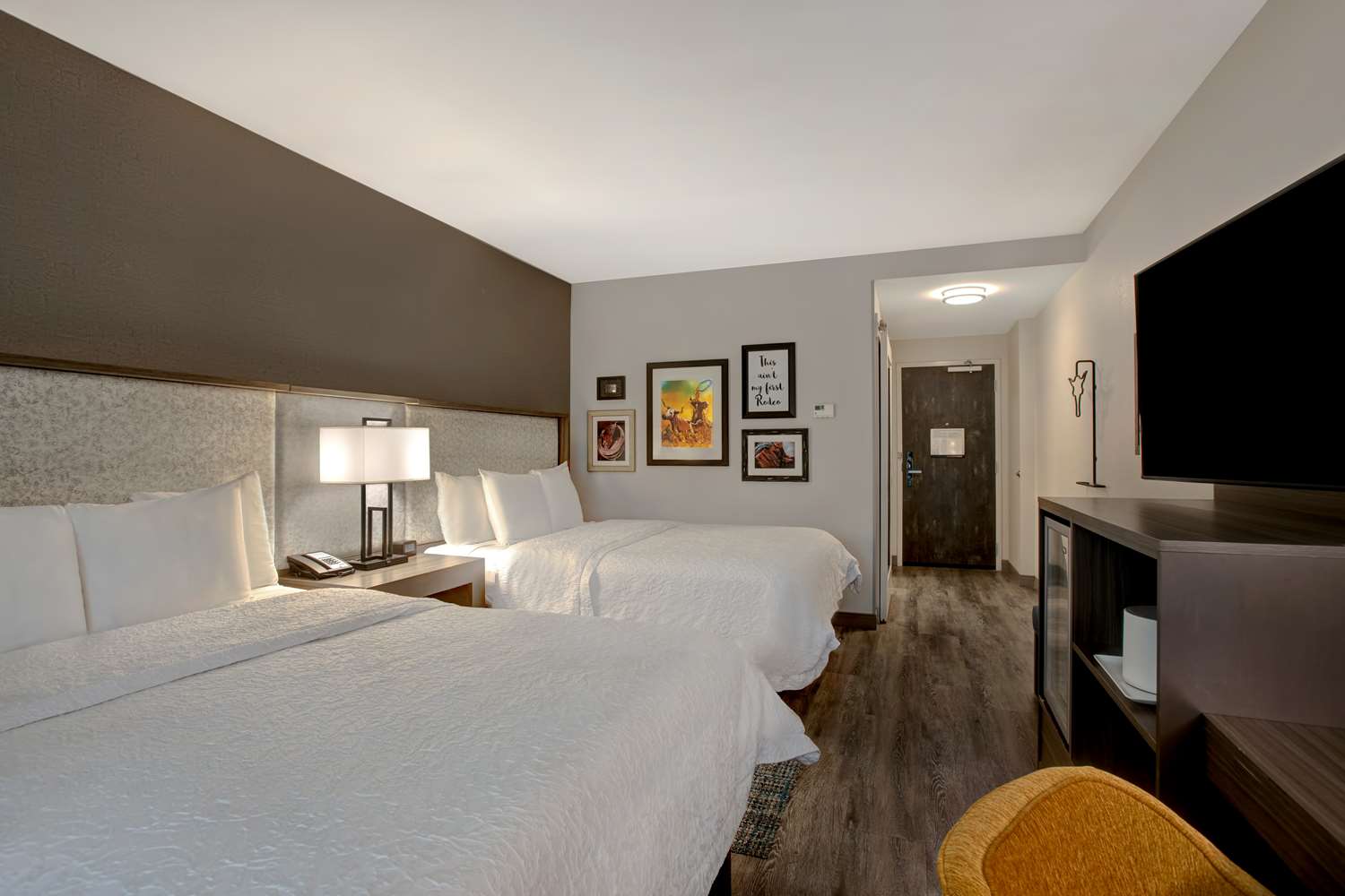 hampton inn and suites san antonio riverwalk