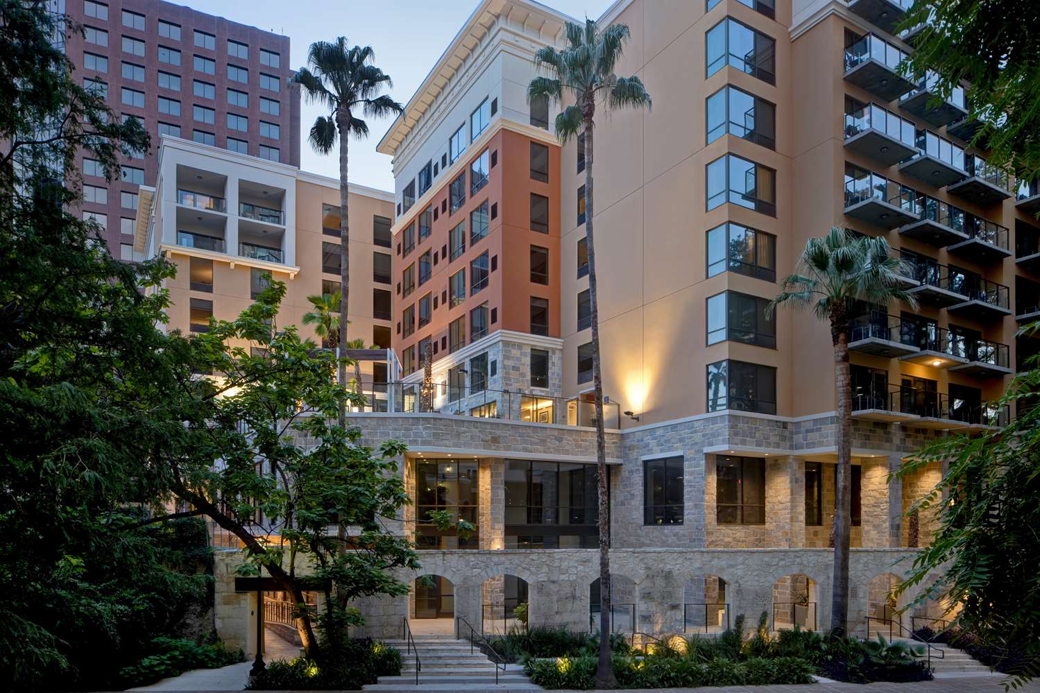 hampton inn and suites san antonio riverwalk