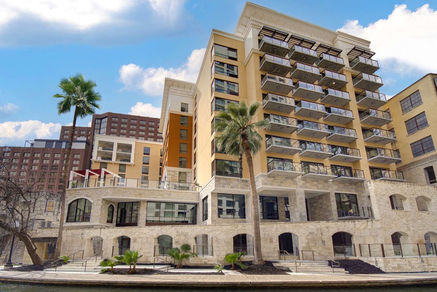 hampton inn and suites san antonio riverwalk