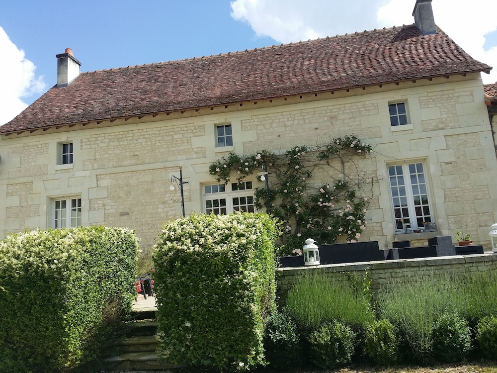 Le Clos De Saires B&B